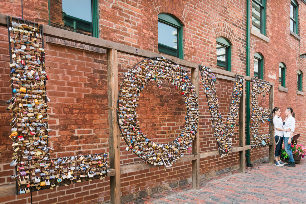 Urban Toronto Engagement, Gillian Foster Photography, Distillery district