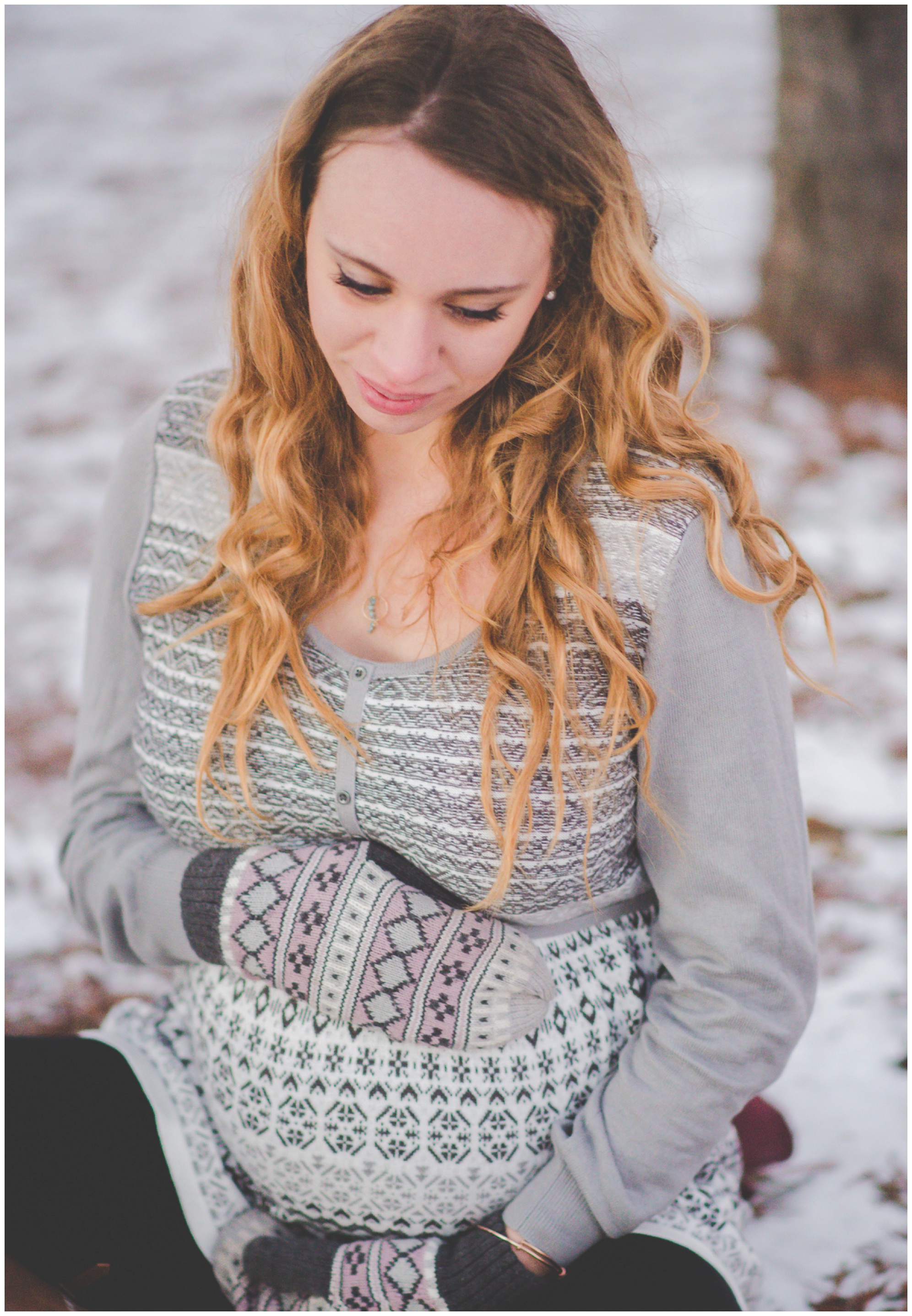 Winter maternity session, toronto maternity photographer