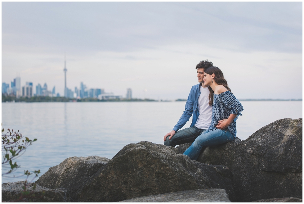 Humber Bay engagement photos, Humber Bay park , gillian foster photography 