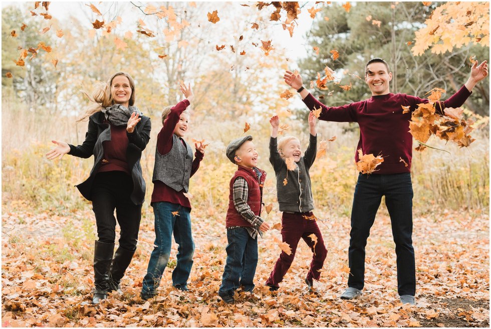 toronto Fall family photos, autumn family photo session, gillian foster photography