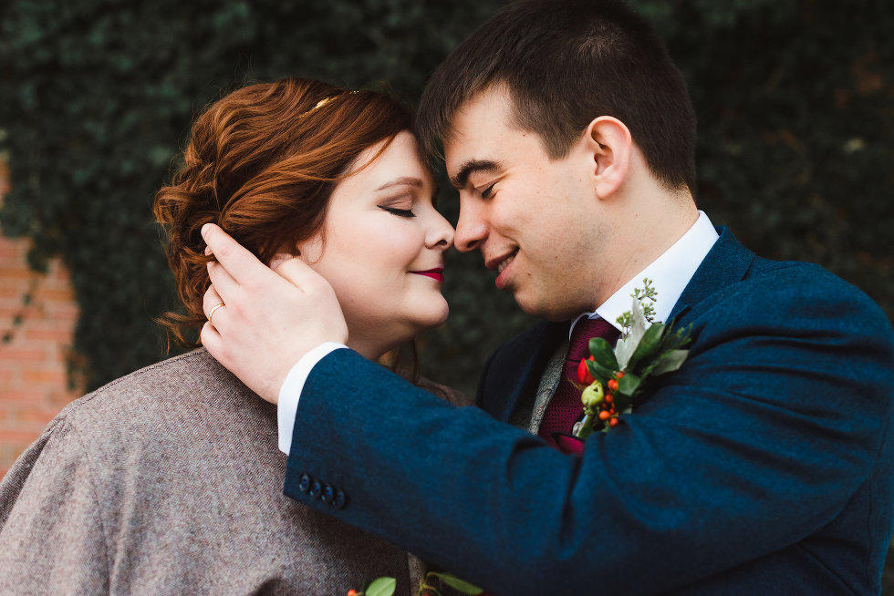 bride and groom about to kiss Niagara wedding photography