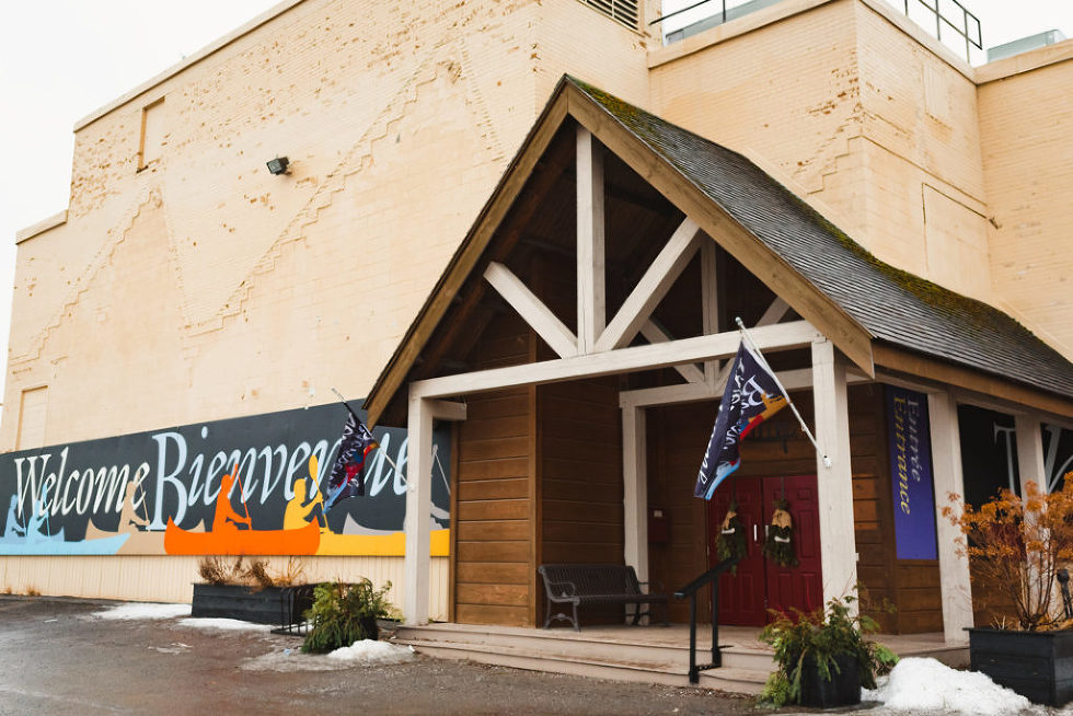 Canadian canoe museum DIY wedding Toronto