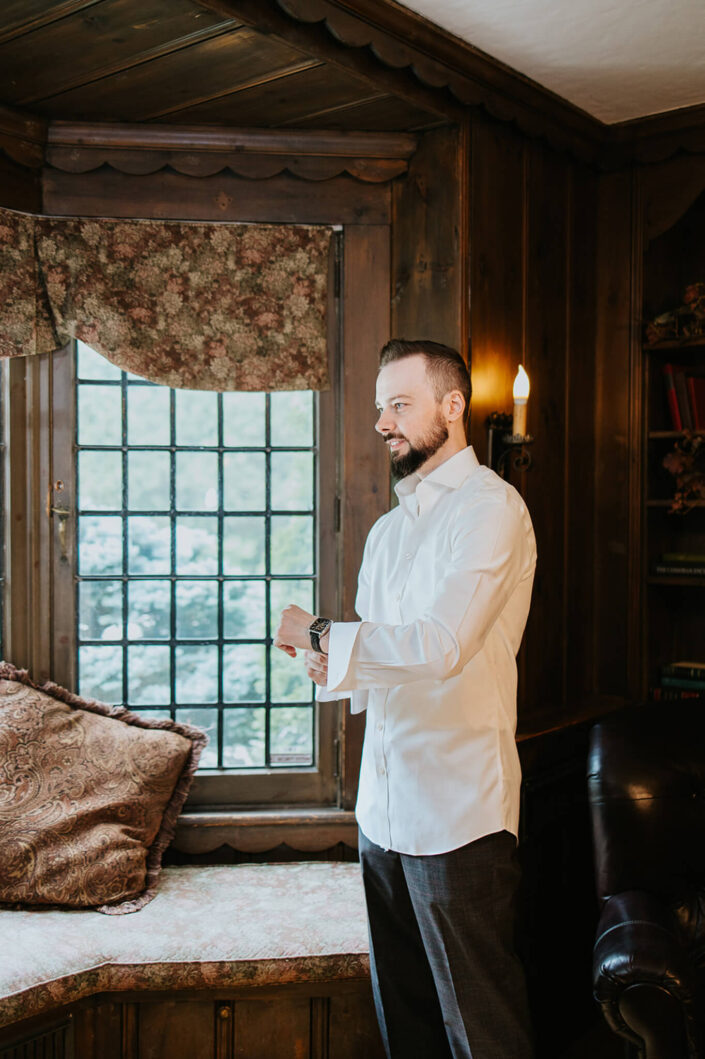 groom